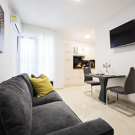 Lovely Apartment In Zadar With Wifi Luaran gambar