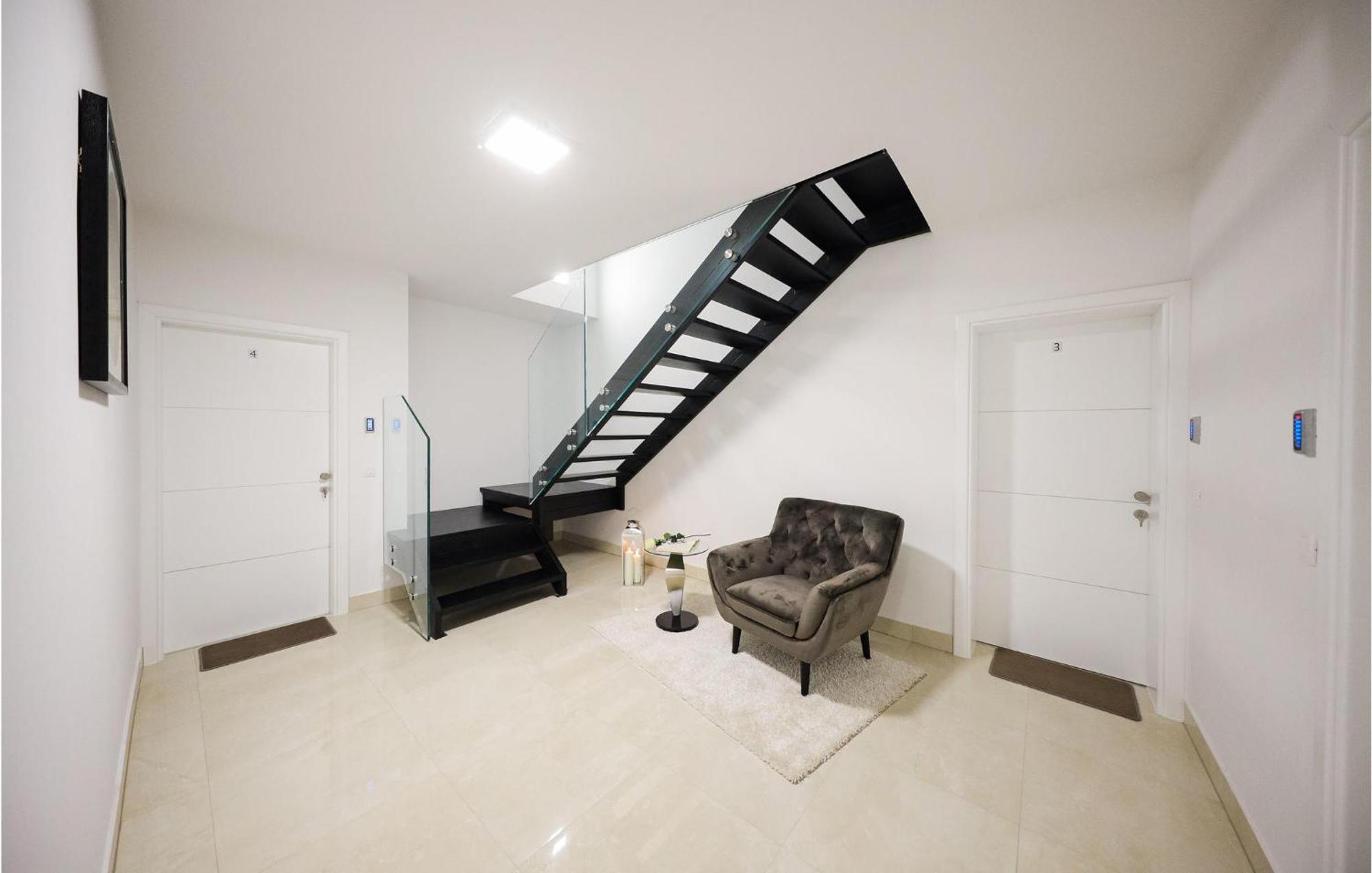 Lovely Apartment In Zadar With Wifi Luaran gambar